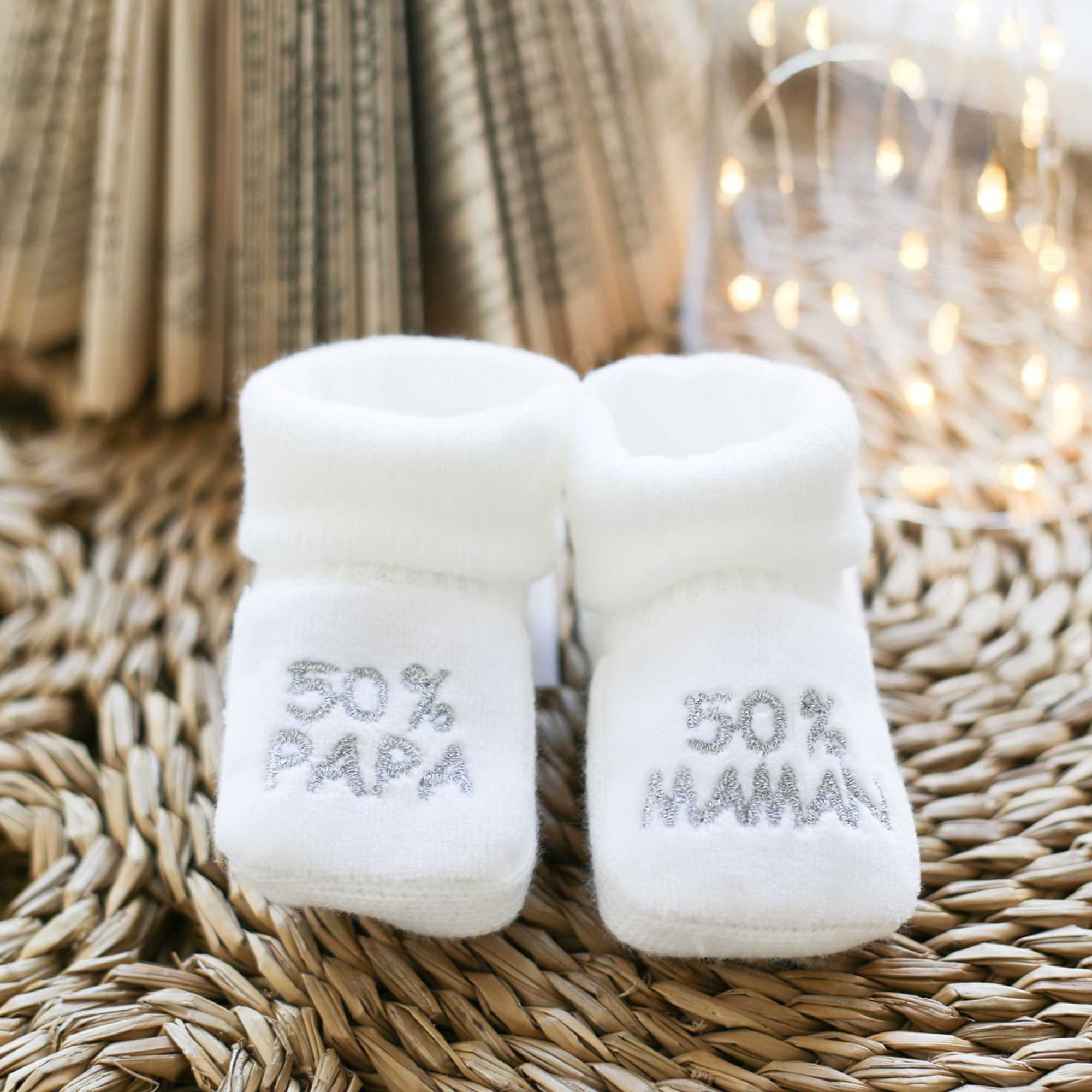 Chaussons naissance - message : 50% maman 50% papa (Trois Kilos Sept) - Image 1