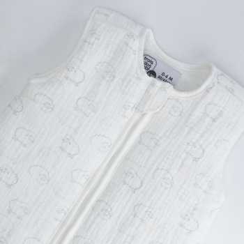 Zoom estampados y detalles saco de dormir nacimiento bebé