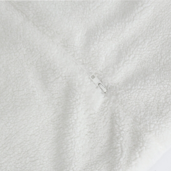 Zoom matière sherpa et fermeture gigoteuse Zoom matière sherpa et fermeture gigoteuse