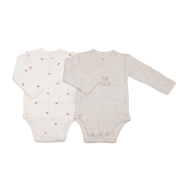 Set of two cream-colored bodysuits with 'Mini nous' inscription