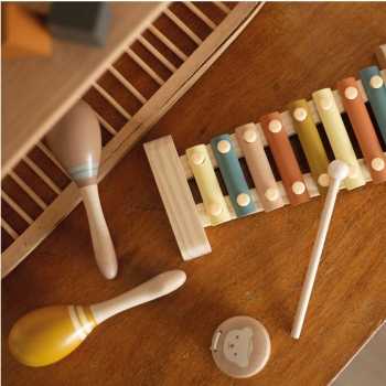 Conjunto de instrumentos musicais em madeira para bebé