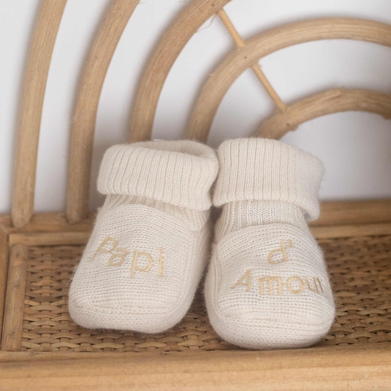 Gray "papi d'amour" (grandpa's love) booties