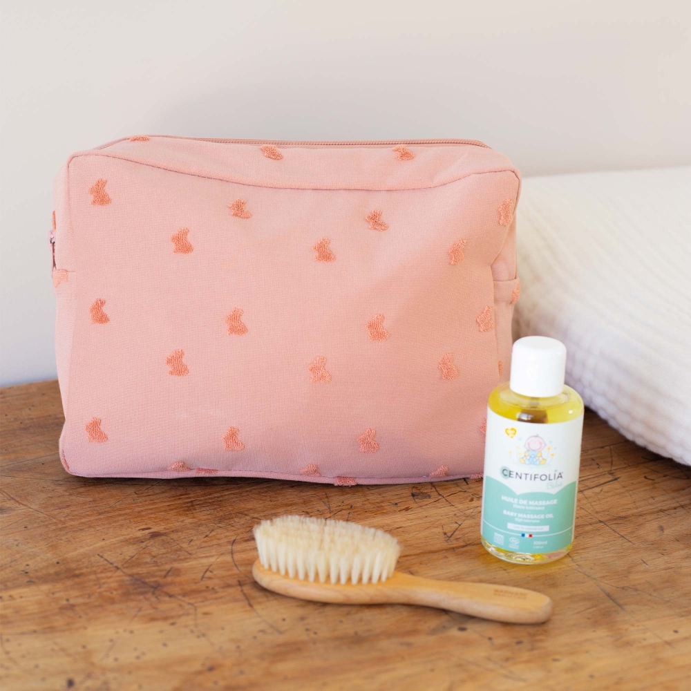 zoom produit de la trousse de toilette terre de sienne