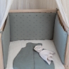 saco de dormir em musselina com protetor de cama coordenado