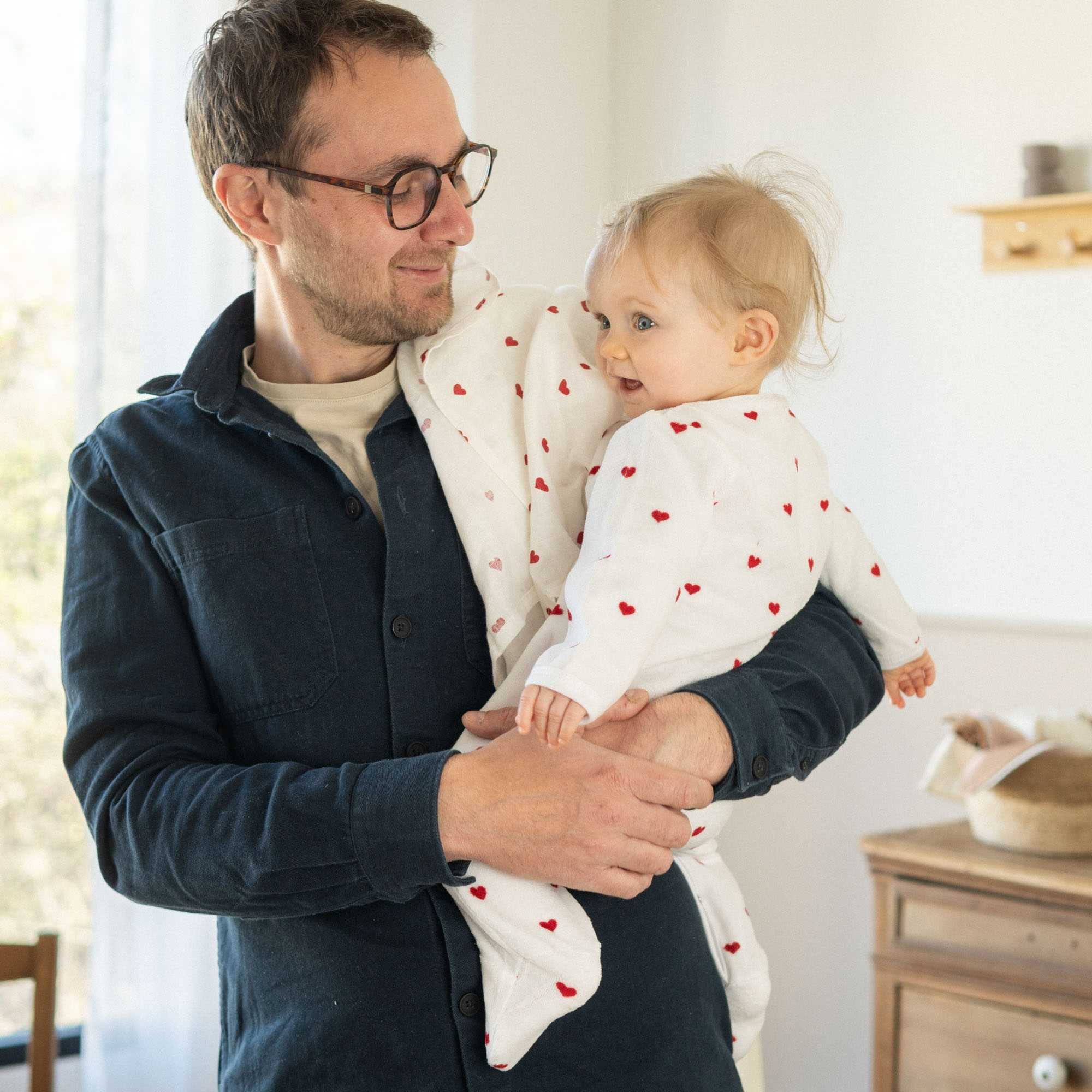langes bébé (Trois Kilos Sept) - Image 1