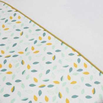 Protector de cuna motivo hojas