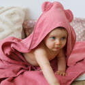 bébé en serviette rose bébé en serviette rose