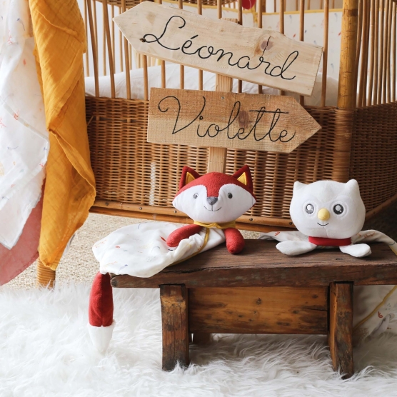 Hide and seek in the forest fox comfort blanket product photo