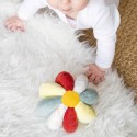 Bola sensorial da coleção com um bebé a brincar
