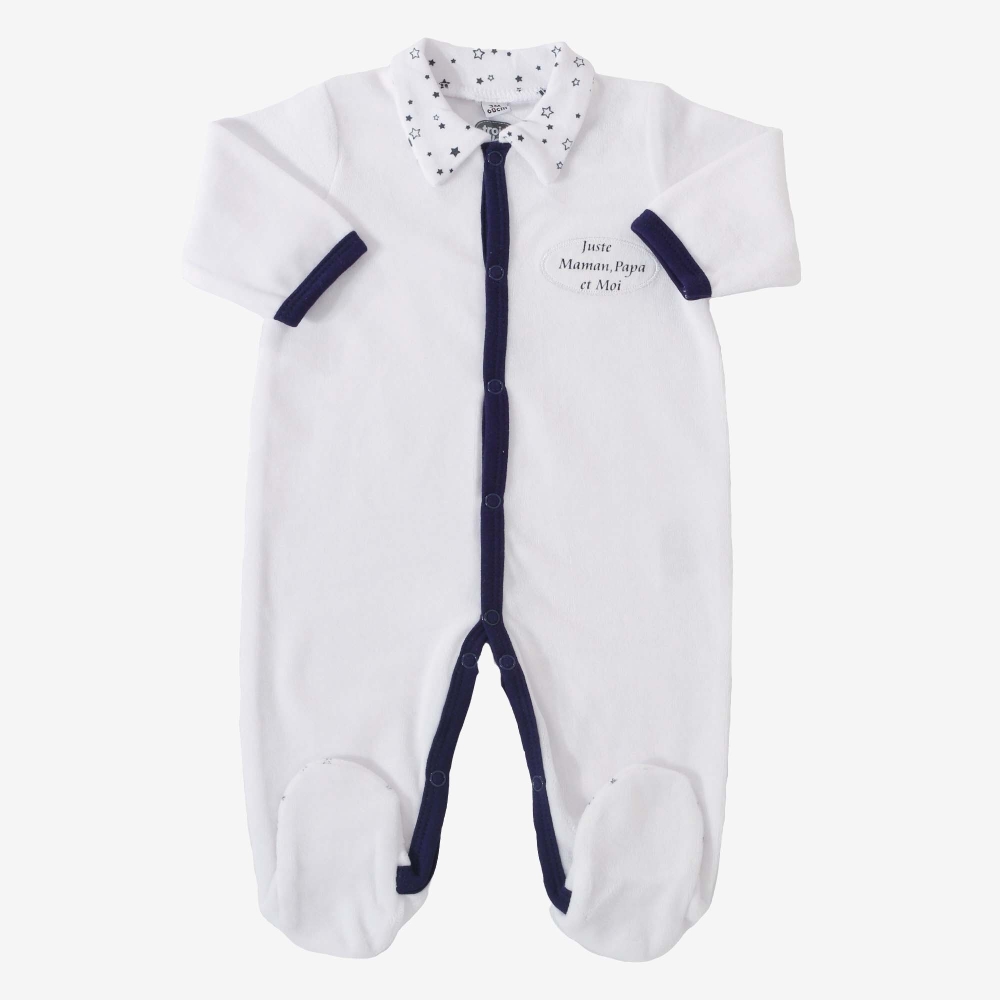Pigiama "Solo Mamma, Papà e Io" blu navy con colletto a stelle Pigiama "Solo Mamma, Papà e Io" blu navy con colletto a stelle