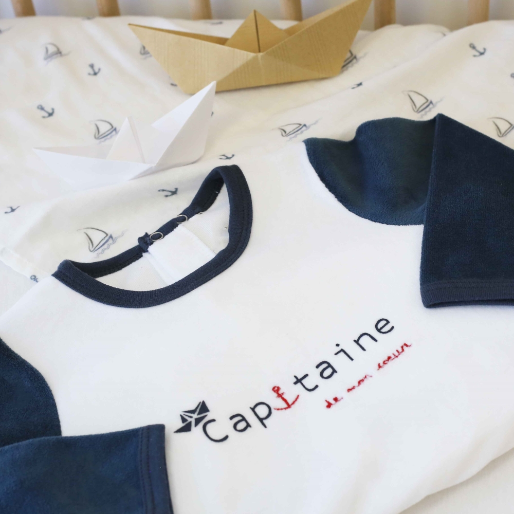 Mise en scène pyjama capitaine Mise en scène pyjama capitaine