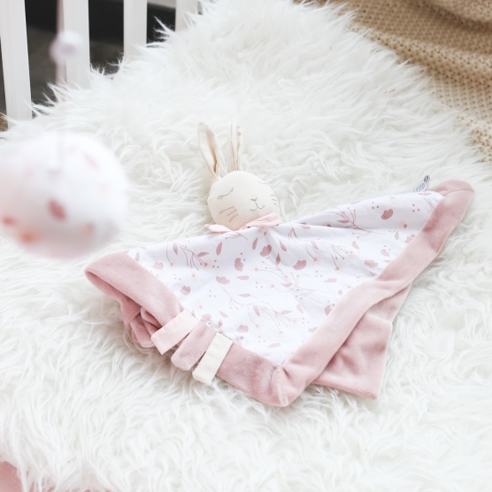 comfort bunny blanket with small ribbons