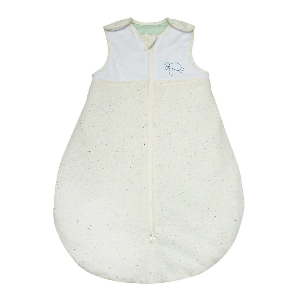 saco de dormir mesclado com bordado de tartaruga na parte de cima