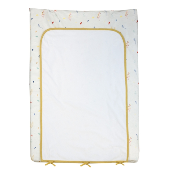 Changing mat + removable cover - Hide and seek in the forest