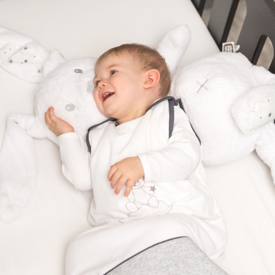 Baby sleeping bag 90 cm 6-18 months White bear on white background