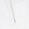 Close-up of the ribbed velvet fabric of the newborn sleeping bag in white and sage green Kolala and friends velvet Close-up of the ribbed velvet fabric of the newborn sleeping bag in white and sage green Kolala and friends velvet
