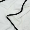 Materialnahaufnahme des 100% Baumwoll-Frottéestoffs des Baby-Bademantels Materialnahaufnahme des 100% Baumwoll-Frottéestoffs des Baby-Bademantels