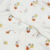 Zoom no estampado do pijama em veludo