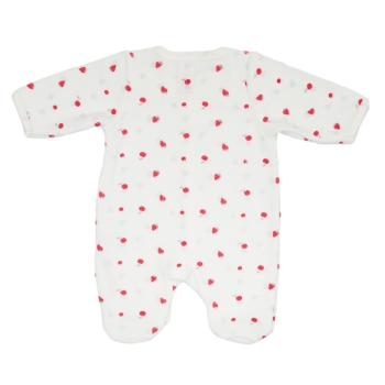 Achterkant van de babypyjama versierd met aardbeien Achterkant van de babypyjama versierd met aardbeien