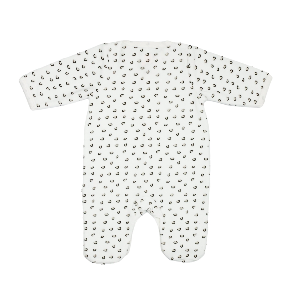 Zoom nas costas do pijama bebé estampado Leopardo