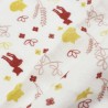 Zoom sur le motif forêt du lange avec le renard et les petites feuilles Zoom sur le motif forêt du lange avec le renard et les petites feuilles