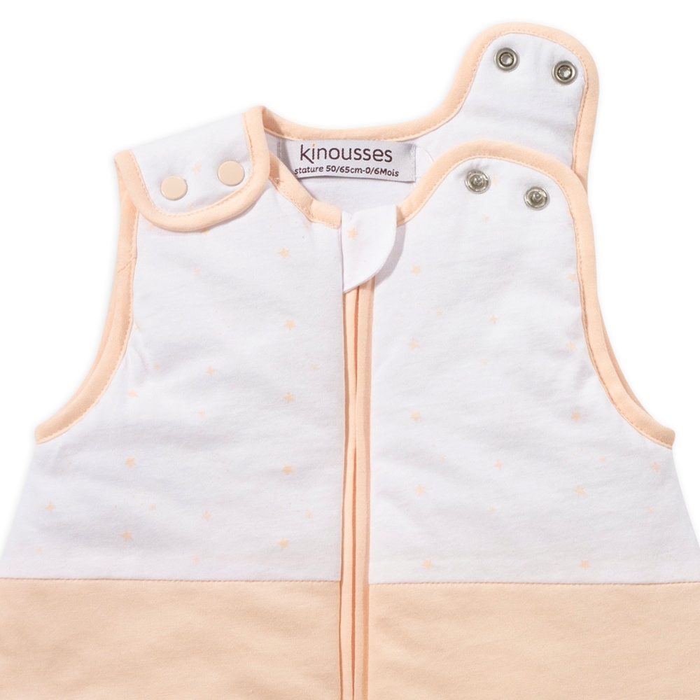 Top of the sleep sack with shoulder snap detail. Top of the sleep sack with shoulder snap detail.