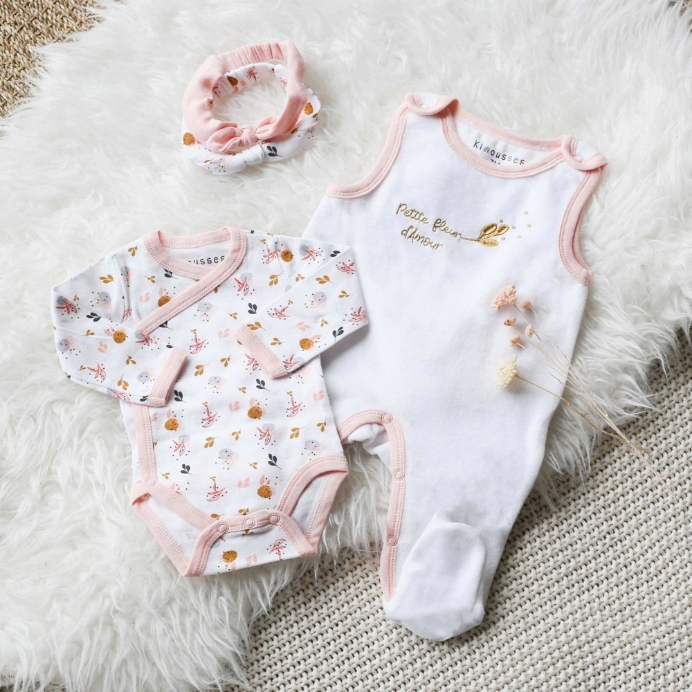 Conjunto nacimiento niña - Pequeña flor - 4 piezas Trois Kilos Sept - 2