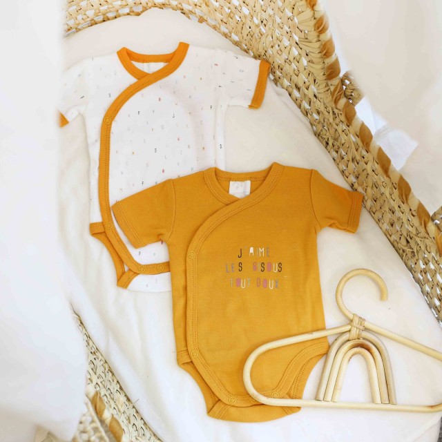 👶 Neugeborenen-Body ➠ Vervollständigen Sie Ihre Kliniktasche mit Trois Kilos Sept