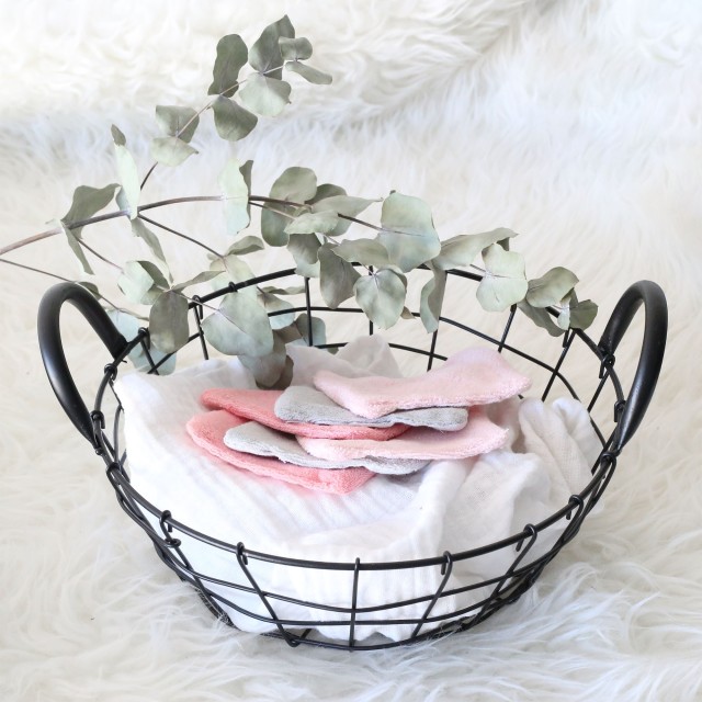 Toallitas bebé y manoplas de aseo